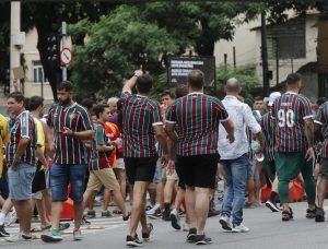 A lei da decadência e a saga das pessoas idosas na Copa Libertadores do Rio de Janeiro